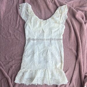 Elegant White Lace Dress